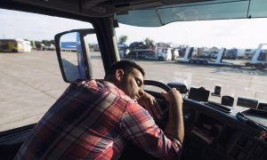 Nearly Half of Commercial Vehicle Drivers at Risk for Sleep Apnea, Study Says